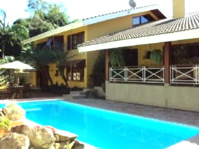 Sobrado com 4 Quartos à venda, 600m² no Vila Gardênia, Atibaia