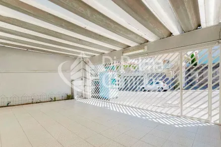 Casa com 3 Quartos para alugar, 307m² no Vila Firmiano Pinto, São Paulo