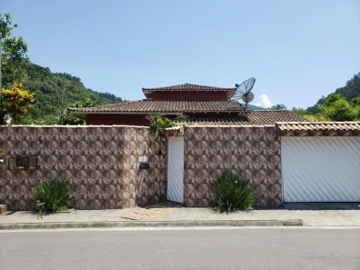 Casa com 4 Quartos à venda, 360m² no Pontal (Cunhambebe), Angra dos Reis