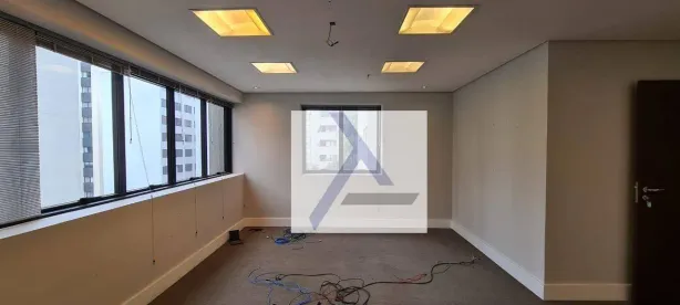 Sala Comercial para alugar, 110m² no Cerqueira César, São Paulo