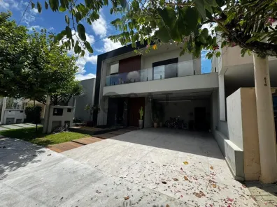 Casa de Condomínio com 3 Quartos para alugar, 240m² no Iporanga, Sorocaba