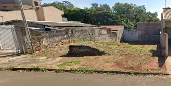 Lote/Terreno à venda, 300m² no Jardim Guararapes, Londrina
