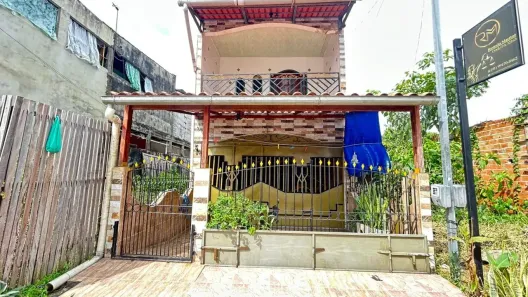 Casa com 3 Quartos à venda, 241m² no Curió-Utinga, Belém