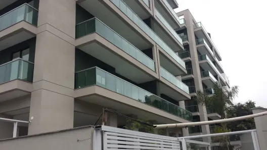 Apartamento com 3 Quartos para venda ou aluguel, 77m² no Pechincha, Rio de Janeiro