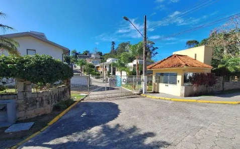 Lote/Terreno à venda, 360m² no Saco Grande, Florianópolis