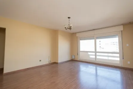 Apartamento com 3 Quartos para alugar, 118m² no Centro, Pelotas
