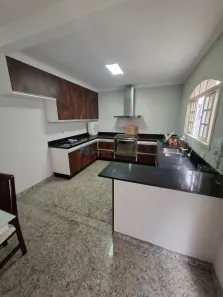 Sobrado com 3 Quartos à venda, 200m² no Jardim Avelino, São Paulo