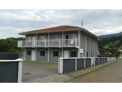 com 8 Quartos à venda, 745m² no Centro, Rodeio