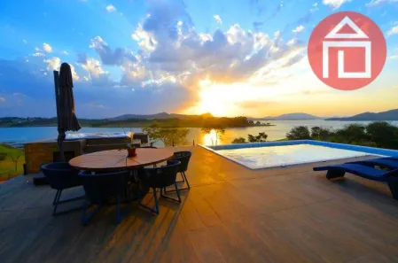 Casa de Condomínio com 10 Quartos à venda, 1100m² no , Piracaia