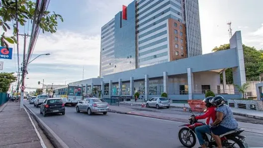 Sala Comercial à venda, 600m² no Mangabeiras, Maceió