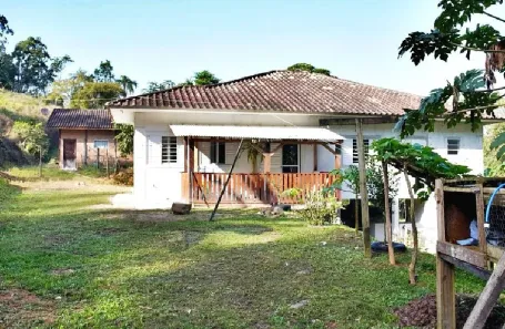 Fazenda/Sítio com 3 Quartos à venda, 168m² no Encruzilhada, Biguaçu