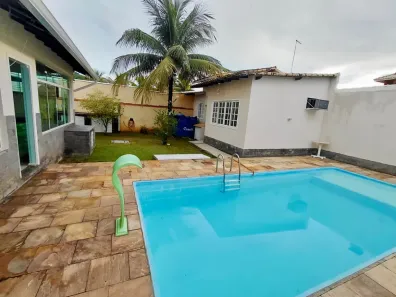 Casa de Condomínio com 4 Quartos à venda, 220m² no Flamengo, Maricá