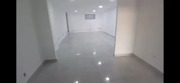 Ponto Comercial para venda ou aluguel, 180m² no Irajá, Rio de Janeiro