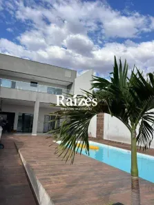 Casa com 3 Quartos para alugar, 300m² no Shopping Park, Uberlândia