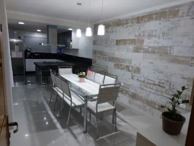 Sobrado com 3 Quartos à venda, 270m² no Vila Laís, São Paulo