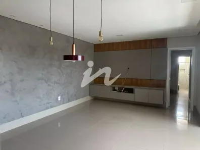 Apartamento com 3 Quartos para alugar, 96m² no Segismundo Pereira, Uberlândia