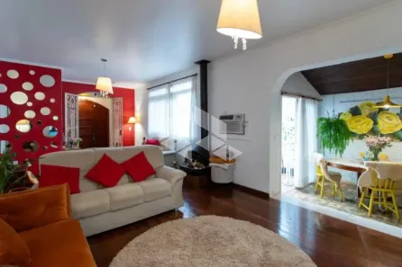 Casa com 5 Quartos à venda, 183m² no Vila Assunção, Porto Alegre