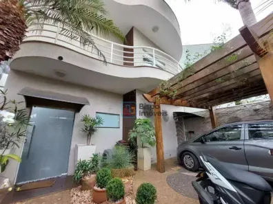 Casa com 3 Quartos à venda, 227m² no Vila Santa Maria, Americana