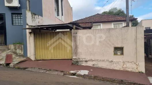 Casa com 3 Quartos para alugar, 80m² no Centro, São Carlos