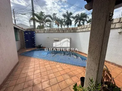 Sobrado com 3 Quartos à venda, 182m² no Jardim América, Goiânia