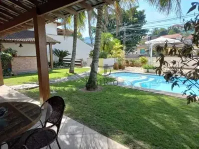 Casa com 4 Quartos à venda, 350m² no Freguesia (Jacarepaguá), Rio de Janeiro