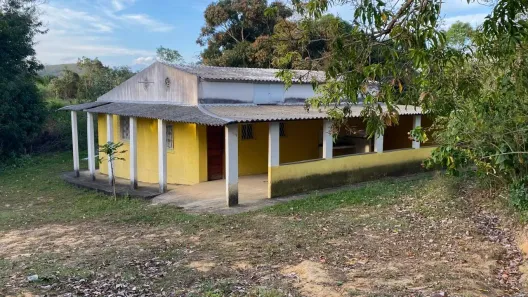 Fazenda/Sítio com 2 Quartos à venda, 20000m² no Papucaia, Cachoeiras de Macacu