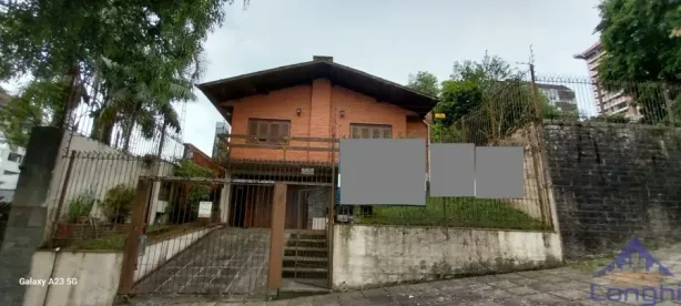 Casa com 3 Quartos para alugar, 203m² no Centro, Caxias do Sul
