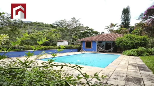 Casa com 5 Quartos à venda, 300m² no Araras, Petrópolis