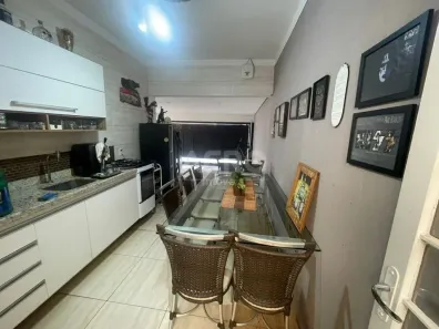 Casa com 3 Quartos à venda, 173m² no Jardim Aeroporto, Bauru