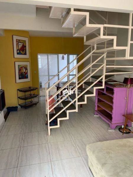 Casa com 3 quartos — Estoril, Belo Horizonte