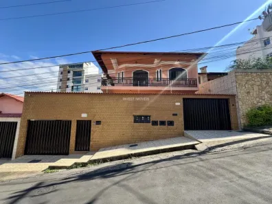 Casa com 2 Quartos à venda, 157m² no Teixeiras, Juiz de Fora