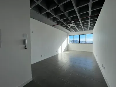 Sala Comercial para alugar, 36m² no João Paulo, Florianópolis