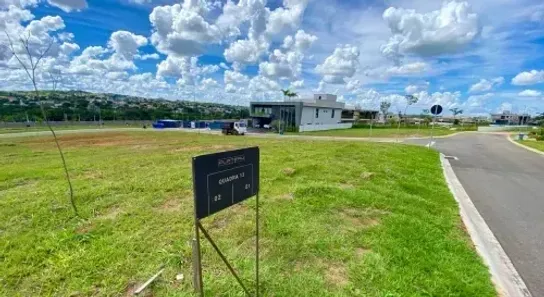 Lote/Terreno à venda, 810m² no Parque Cidade, Goiânia