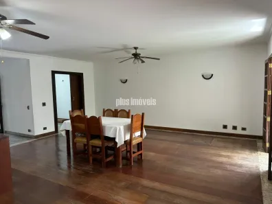 Casa com 3 Quartos para alugar, 200m² no Indianópolis, São Paulo