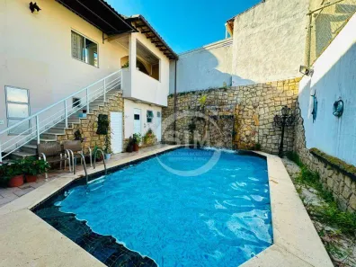 Casa com 5 Quartos à venda, 236m² no Jardim Flamboyant, Cabo Frio