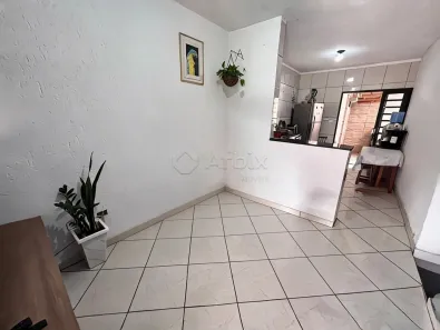 Casa com 2 Quartos à venda, 106m² no Jardim São Roque, Americana