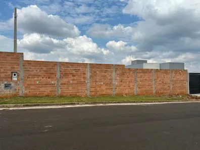 Lote/Terreno à venda, 200m² no Residencial Vista do Horto, Araraquara