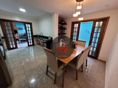 Sobrado com 3 Quartos à venda, 137m² no Jardim Bom Pastor, Santo André