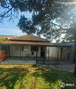 Casa com 2 Quartos à venda, 154m² no Cavalhada, Porto Alegre