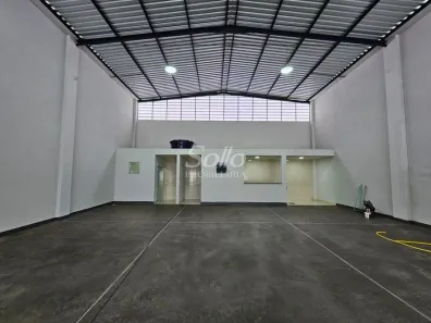 Sala Comercial para alugar, 300m² no Marta Helena, Uberlândia