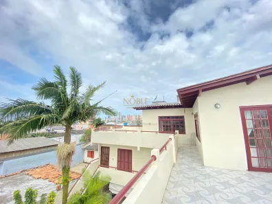 Casa com 5 Quartos à venda, 300m² no Torres, Torres