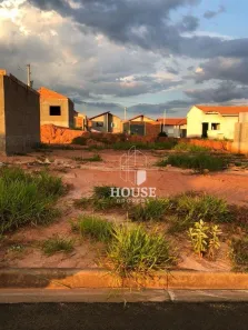 Lote/Terreno à venda, 160m² no Loteamento Residencial Jardim Uirapuru, Estiva Gerbi