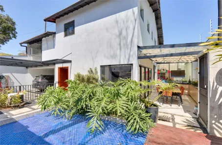 Sobrado com 4 Quartos à venda, 300m² no Santo Amaro, São Paulo