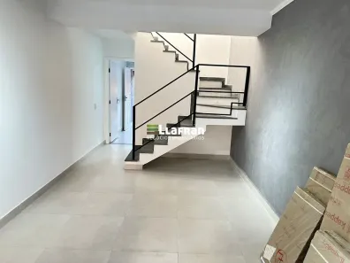 Casa com 2 Quartos para alugar, 80m² no Granja Viana, Cotia