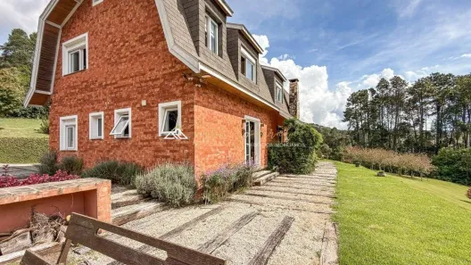 Casa de Condomínio com 4 Quartos à venda, 280m² no Vila Marinela, Campos do Jordão