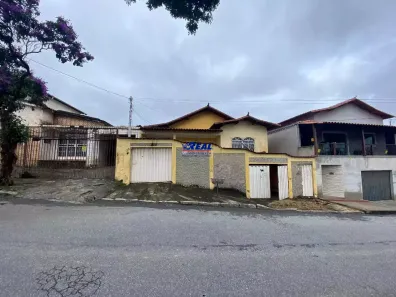 Casa com 3 Quartos à venda, 256m² no Tirol (Barreiro), Belo Horizonte
