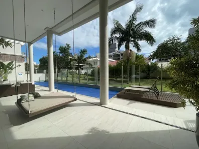 Apartamento com 2 Quartos para alugar, 110m² no Jurerê, Florianópolis