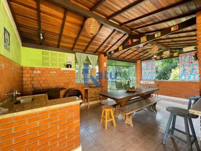 Fazenda/Sítio com 2 Quartos para alugar, 201m² no Jardim Celeste, Jundiaí
