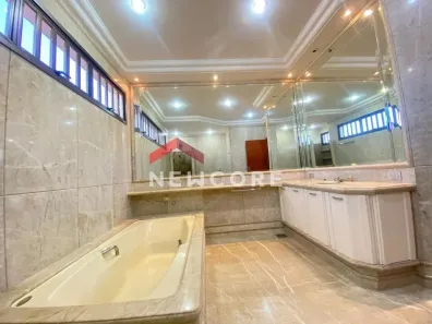 Sobrado com 3 Quartos à venda, 300m² no Osvaldo Rezende, Uberlândia