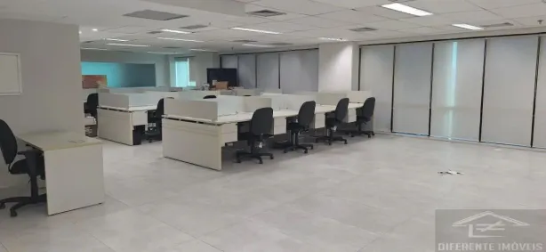 Sala Comercial para alugar, 172m² no Indianópolis, São Paulo
